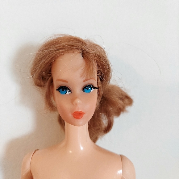 Vintage 1967 Nape Curl Talking Barbie Doll (Mute) #1115 2nd Edition. - Picture 3 of 15